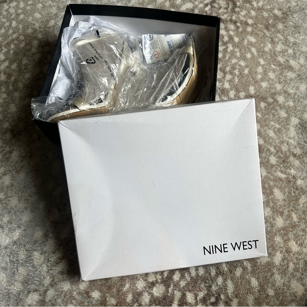 NIB- Nine West Moras Bridal Embellished Strappy Stiletto Sandals - Picture 5 of 6